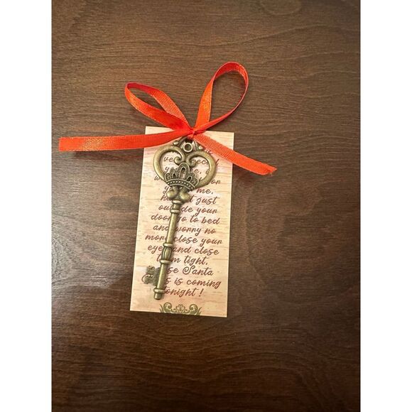 Santa's Magic Key - Picture 4 of 7